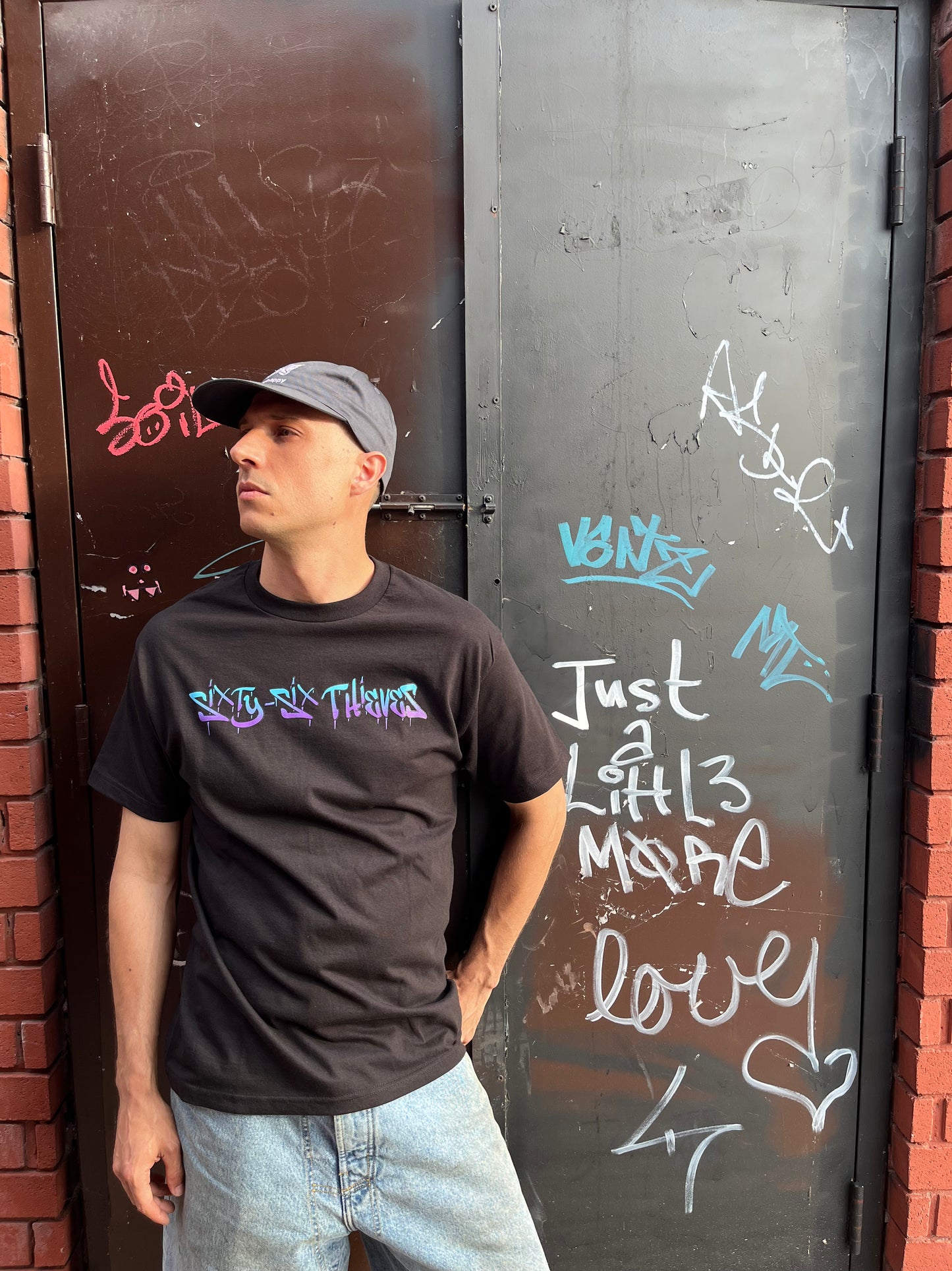 Graffiti 2.0 T-Shirt